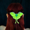 Luna Moth ćma księżycowa skórzana spinka do włosów z jadeitem - obrazek 2